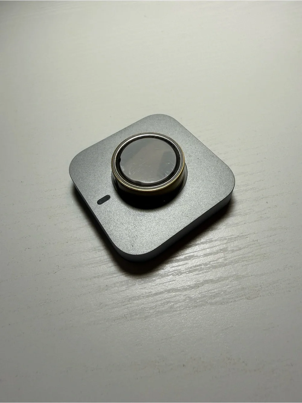 Oura Smart Ring 4 in Gold
